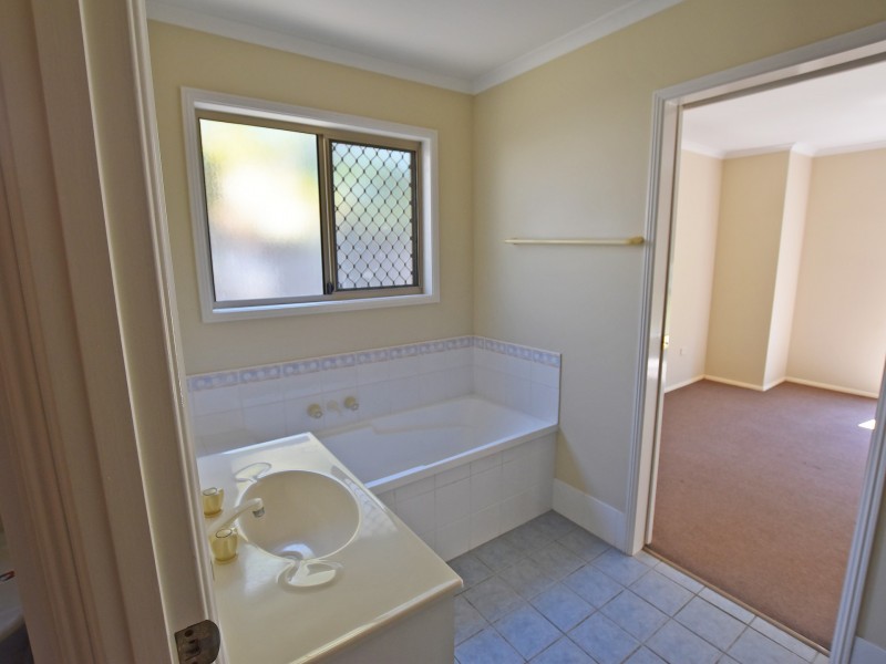 4 Guana Drive, Narangba QLD 4504