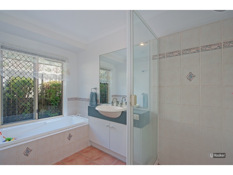 5 Pelican Close, Mango Hill QLD 4509