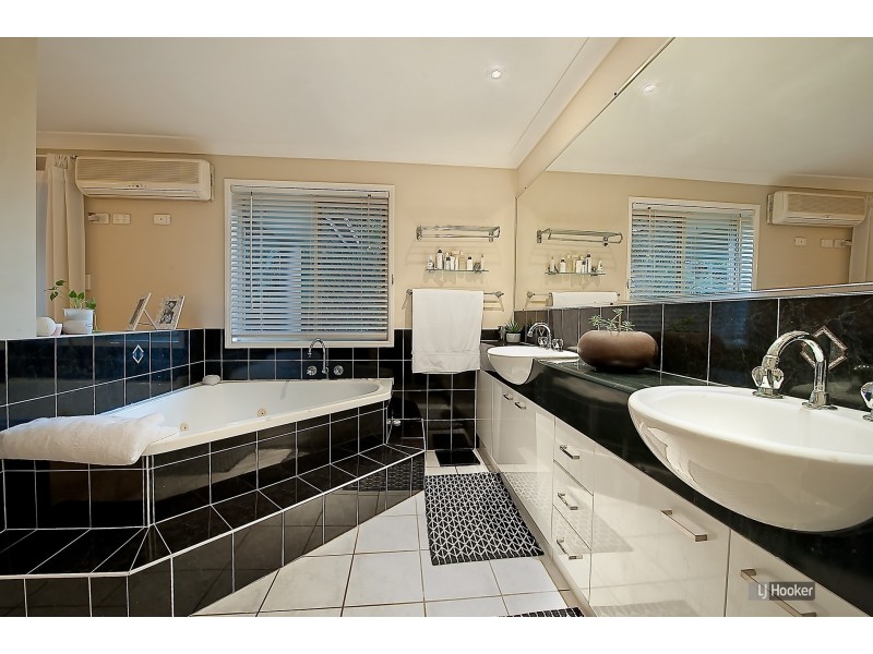 54 Silvester Street, North Lakes QLD 4509