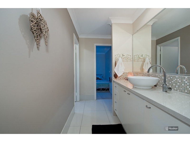 54 Silvester Street, North Lakes QLD 4509