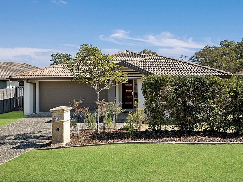 27 Desmond Street, Narangba QLD 4504