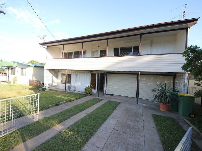 12 Sheehan Street, Kallangur QLD 4503