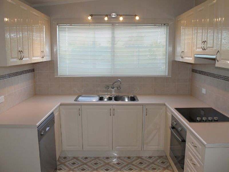 12 Sheehan Street, Kallangur QLD 4503