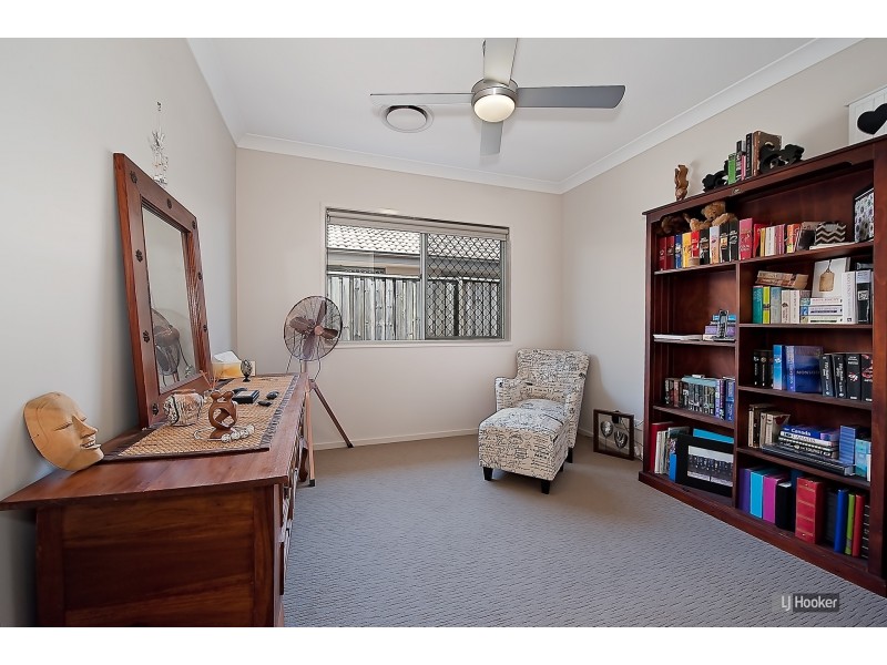 28 Williams Crescent, North Lakes QLD 4509