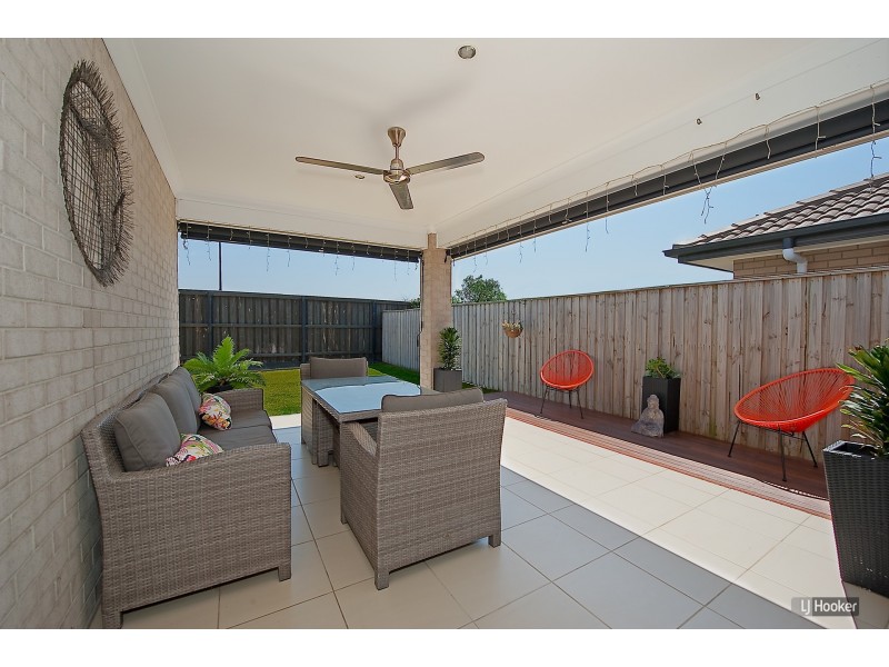 28 Williams Crescent, North Lakes QLD 4509