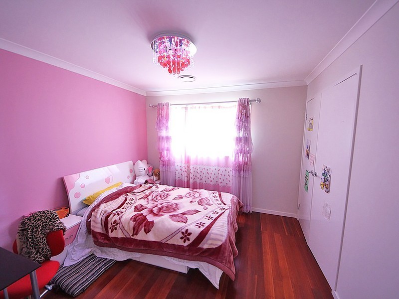 6 Cowen Terrace, North Lakes QLD 4509