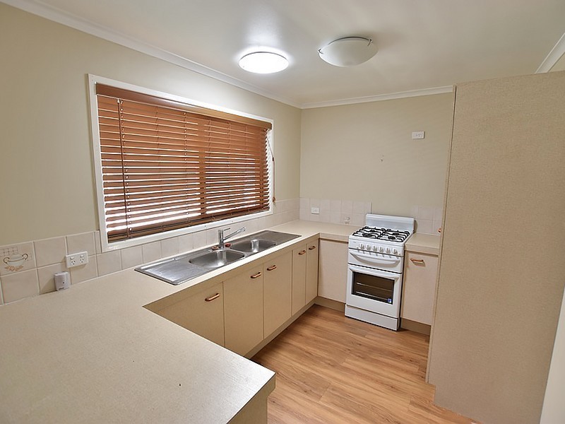 9 Paul St, Kallangur QLD 4503