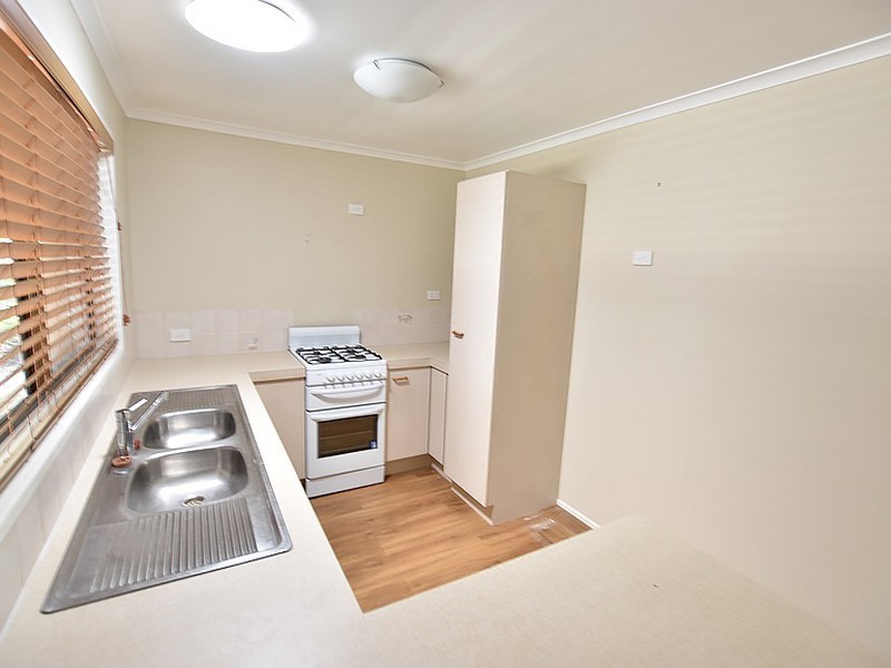 9 Paul St, Kallangur QLD 4503