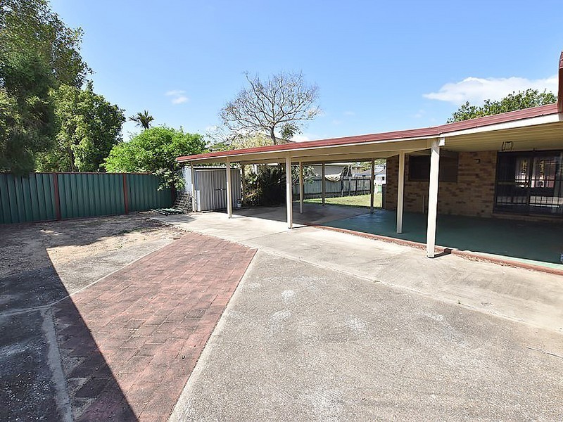 9 Paul St, Kallangur QLD 4503
