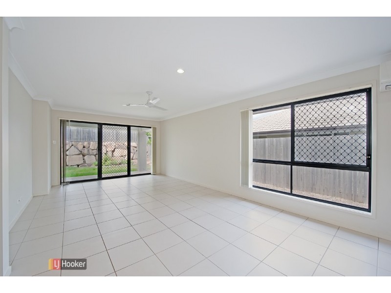 7 Nina Cres, North Lakes QLD 4509