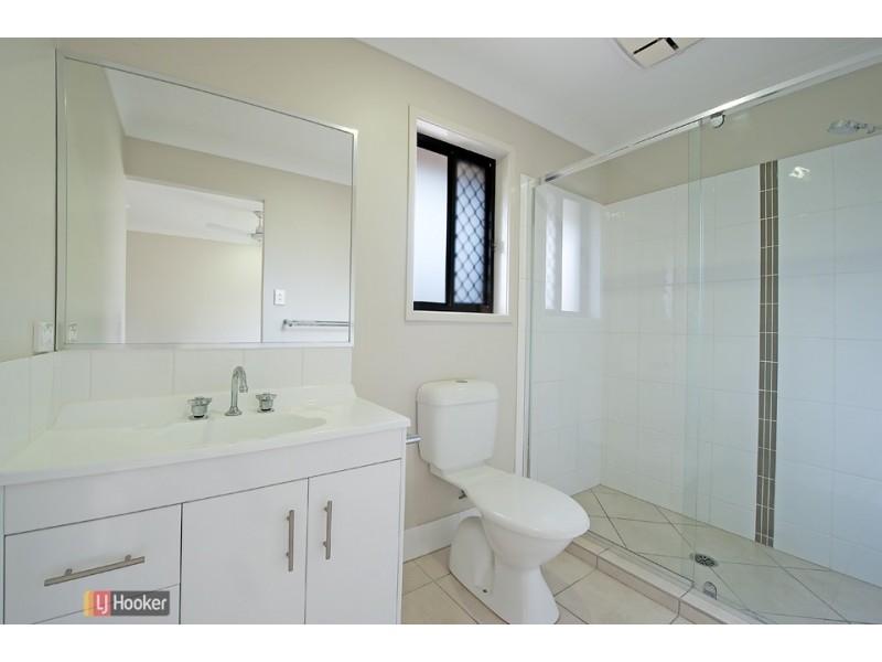 7 Nina Cres, North Lakes QLD 4509