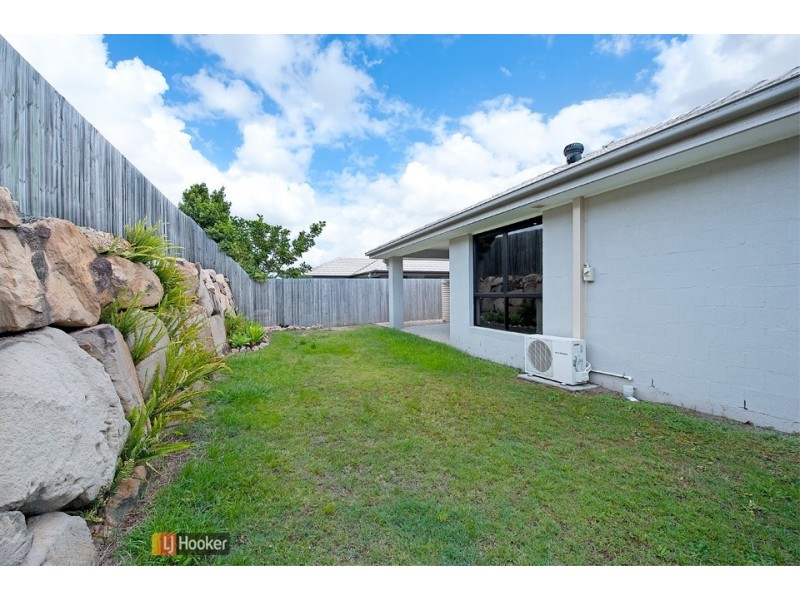 7 Nina Cres, North Lakes QLD 4509