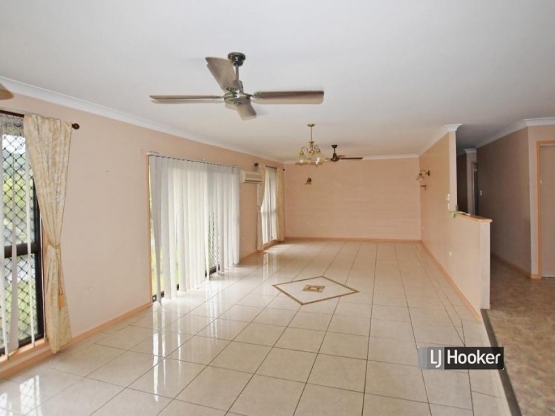 1 Autumn Place, Kallangur QLD 4503