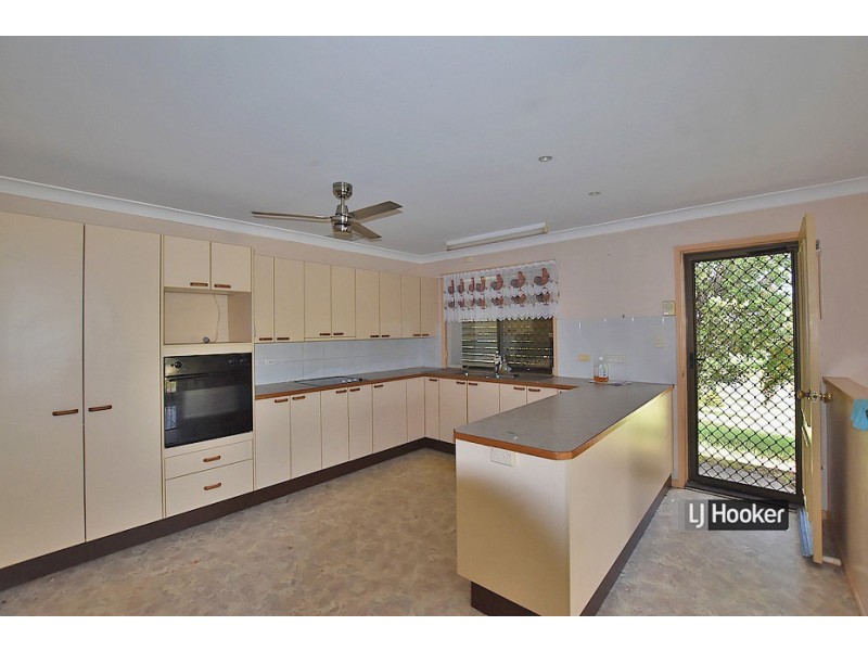 1 Autumn Place, Kallangur QLD 4503