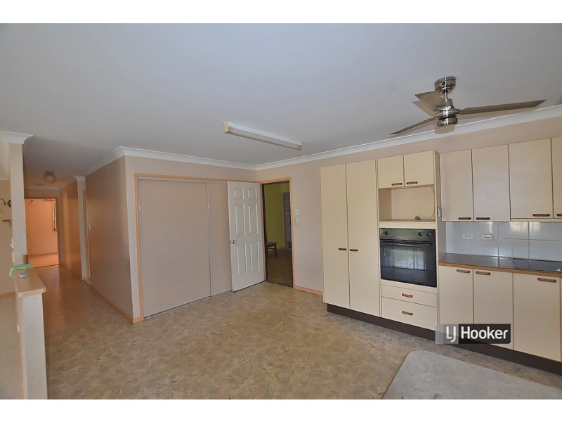 1 Autumn Place, Kallangur QLD 4503