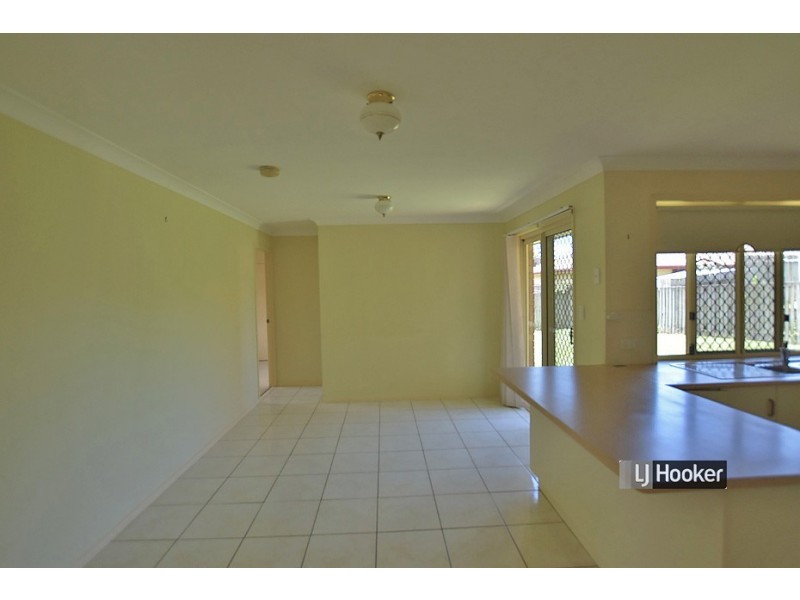 4 Sassafras Street, Morayfield QLD 4506