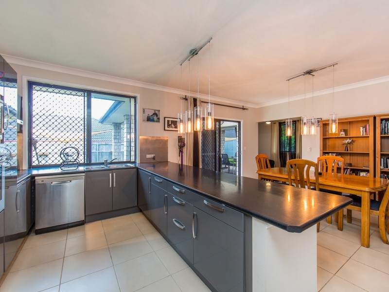 North Lakes QLD 4509