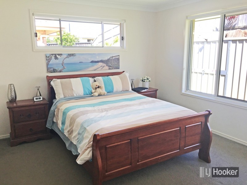 54 Mackintosh Drive, North Lakes QLD 4509