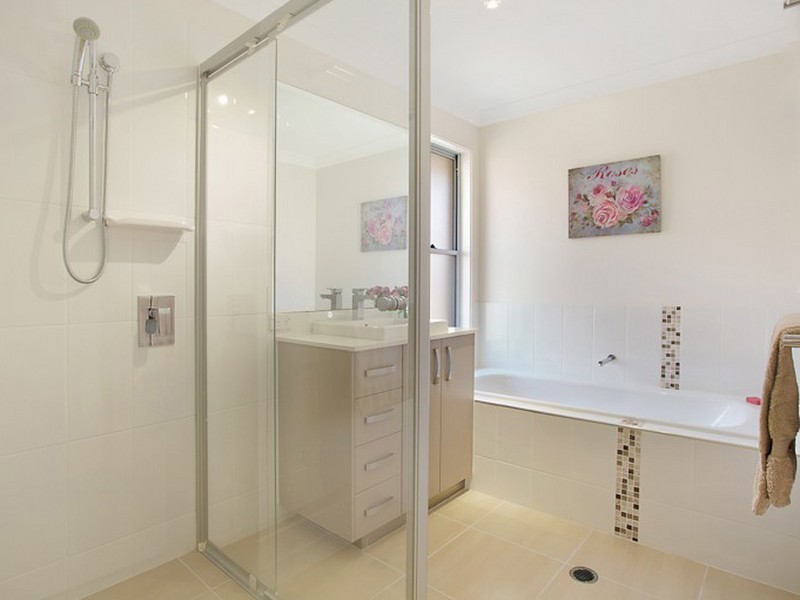 54 Mackintosh Drive, North Lakes QLD 4509