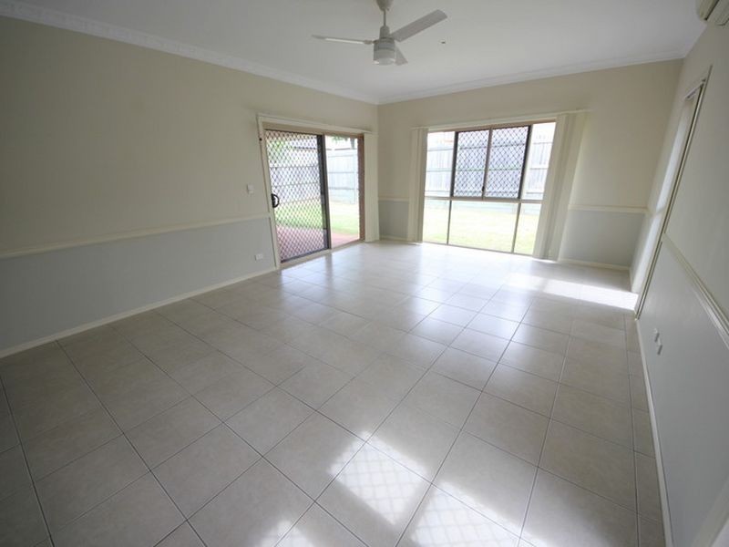 11 Wombat Parade, North Lakes QLD 4509