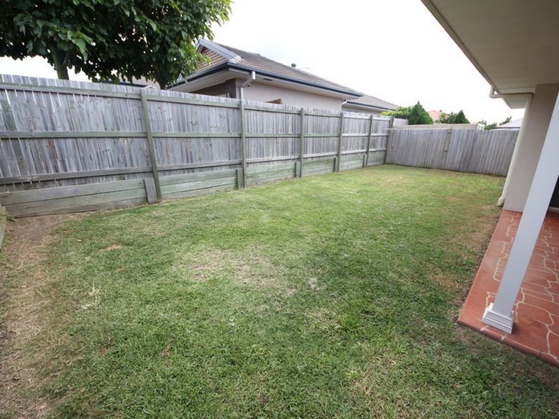 11 Wombat Parade, North Lakes QLD 4509