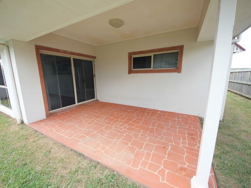 11 Wombat Parade, North Lakes QLD 4509