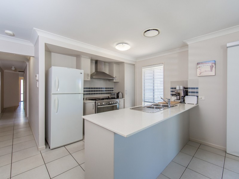 11 Mersey Street, North Lakes QLD 4509