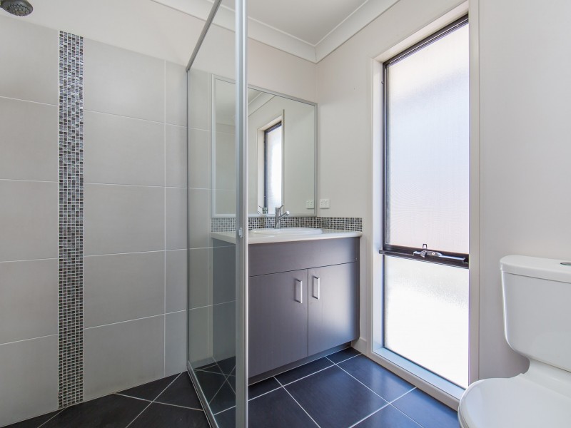 11 Mersey Street, North Lakes QLD 4509