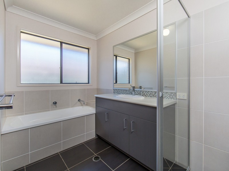 11 Mersey Street, North Lakes QLD 4509