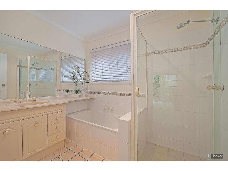 6 Page Street, North Lakes QLD 4509