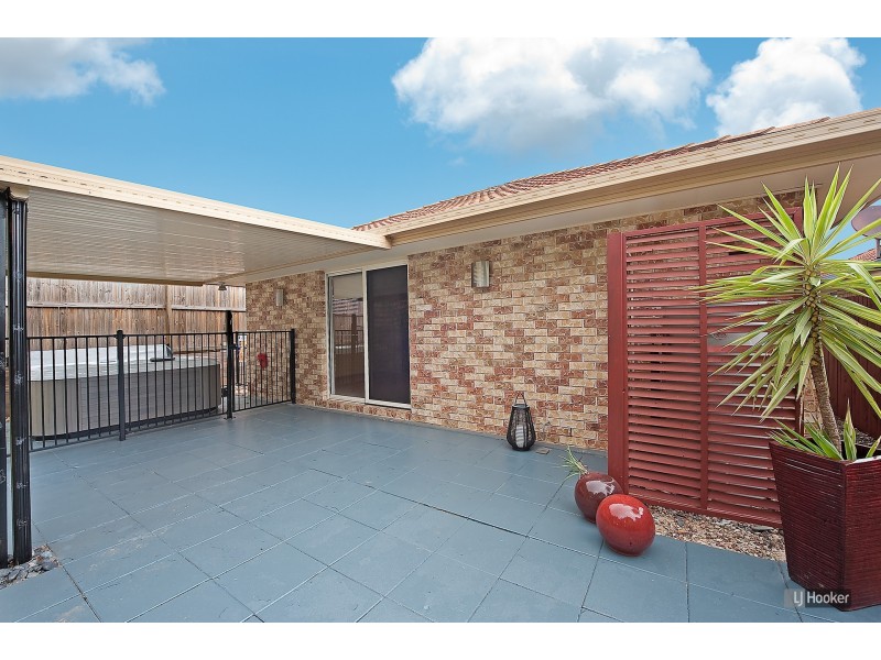 6 Page Street, North Lakes QLD 4509