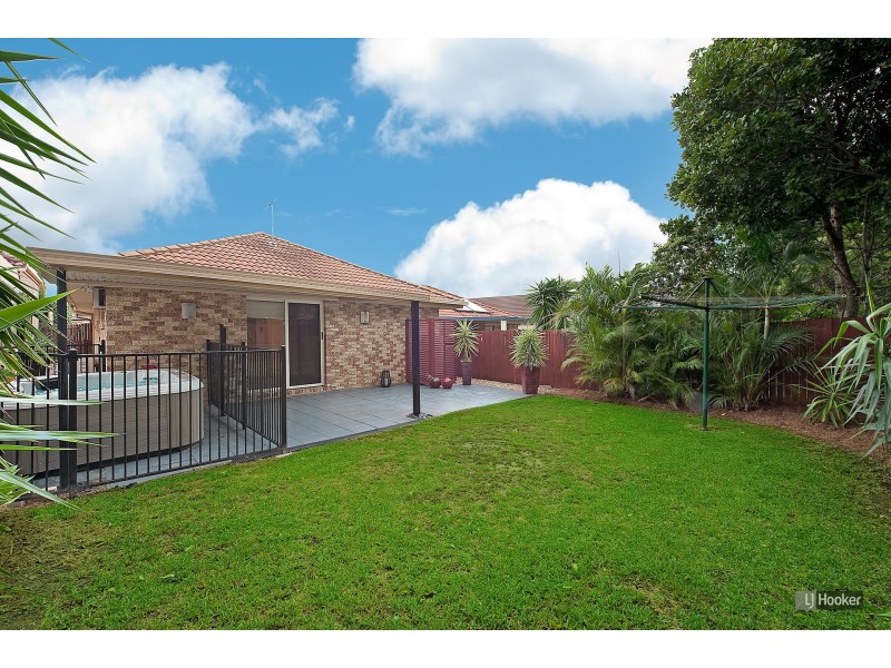 6 Page Street, North Lakes QLD 4509