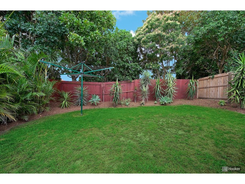 6 Page Street, North Lakes QLD 4509