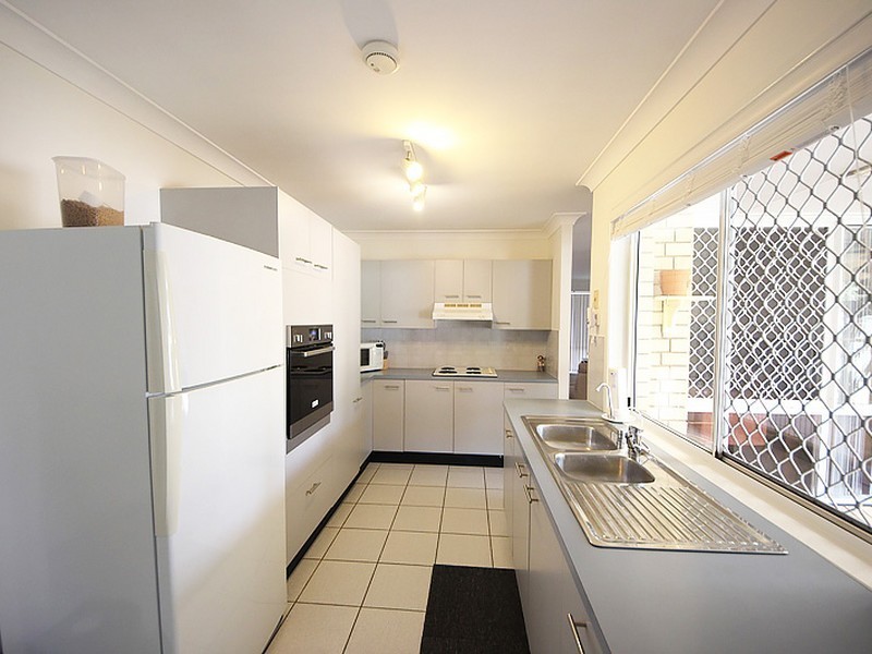 11 Orchid Ave, Kallangur QLD 4503