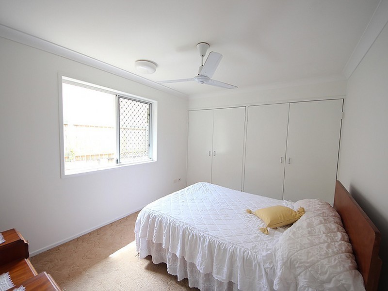 11 Orchid Ave, Kallangur QLD 4503