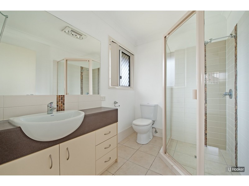 10 Silkpod Court, North Lakes QLD 4509