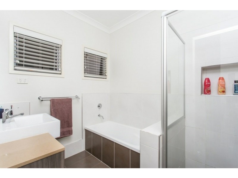6 Mickelson Street, North Lakes QLD 4509