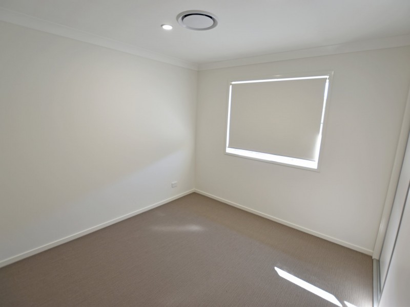 39 Attenborough Circuit, North Lakes QLD 4509