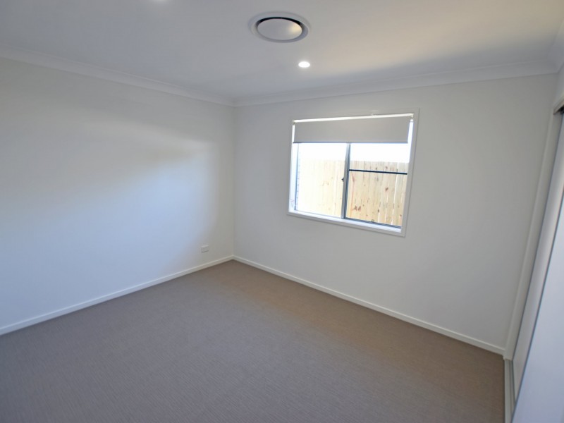 39 Attenborough Circuit, North Lakes QLD 4509