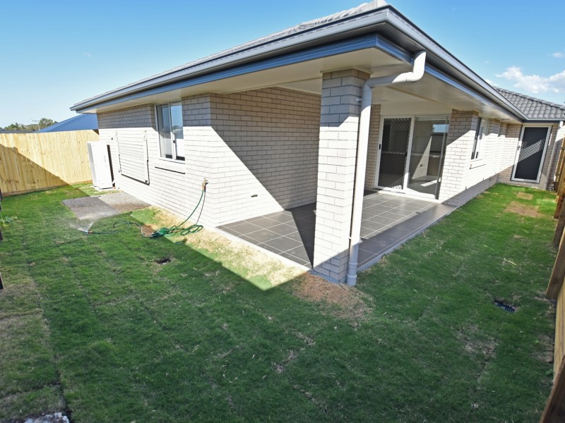 39 Attenborough Circuit, North Lakes QLD 4509