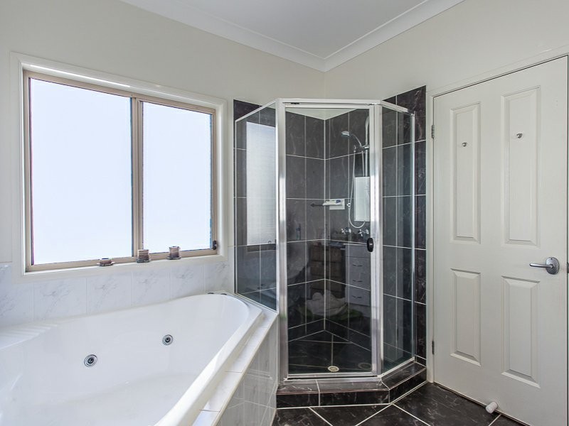 29 Turnstone Circuit, North Lakes QLD 4509