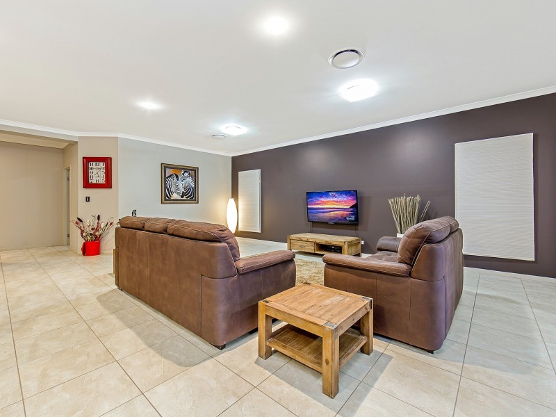 7 Foambark Street, North Lakes QLD 4509