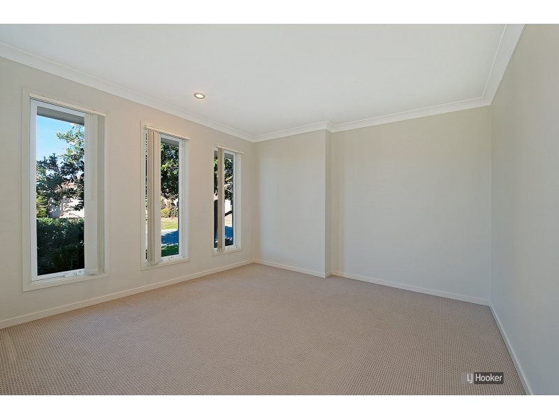 37 Denham Crescent, North Lakes QLD 4509