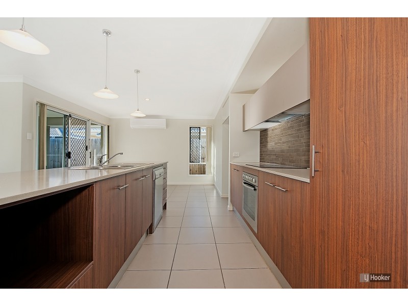 37 Denham Crescent, North Lakes QLD 4509