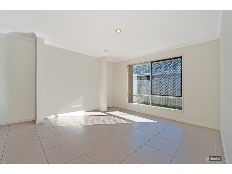 37 Denham Crescent, North Lakes QLD 4509