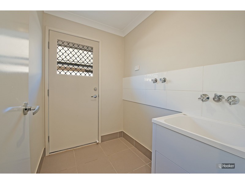 37 Denham Crescent, North Lakes QLD 4509