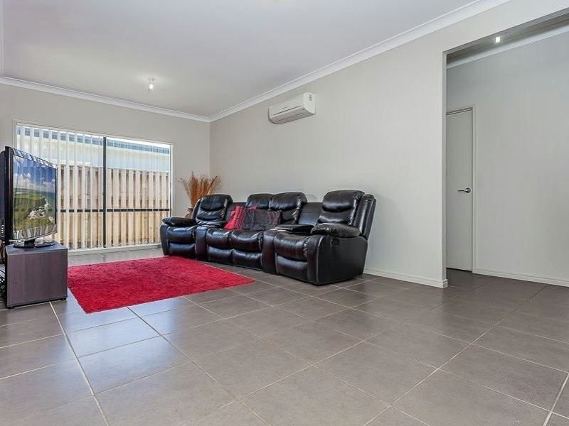 18 Ballesteros Street, North Lakes QLD 4509