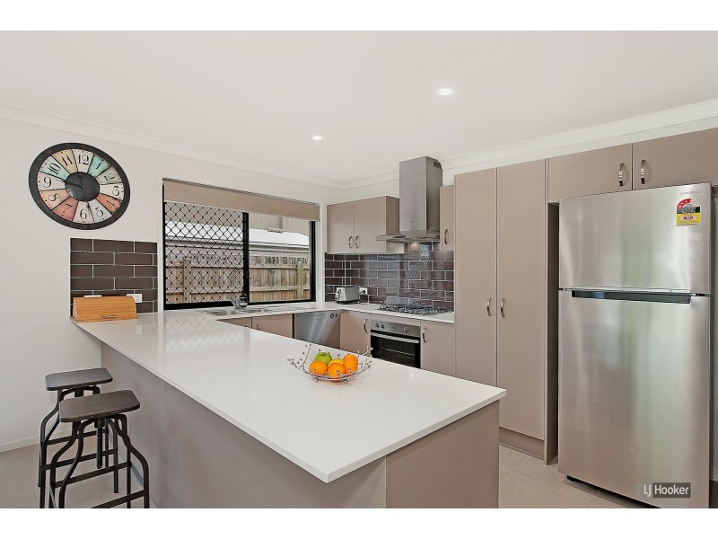 8 Martin Street, Mango Hill QLD 4509