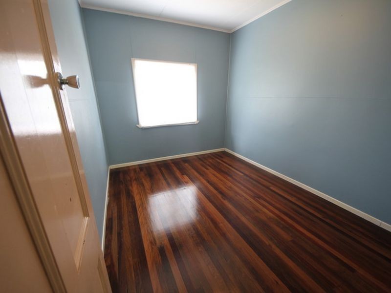 12 Kerr Road East – off Stapylton, North Lakes QLD 4509