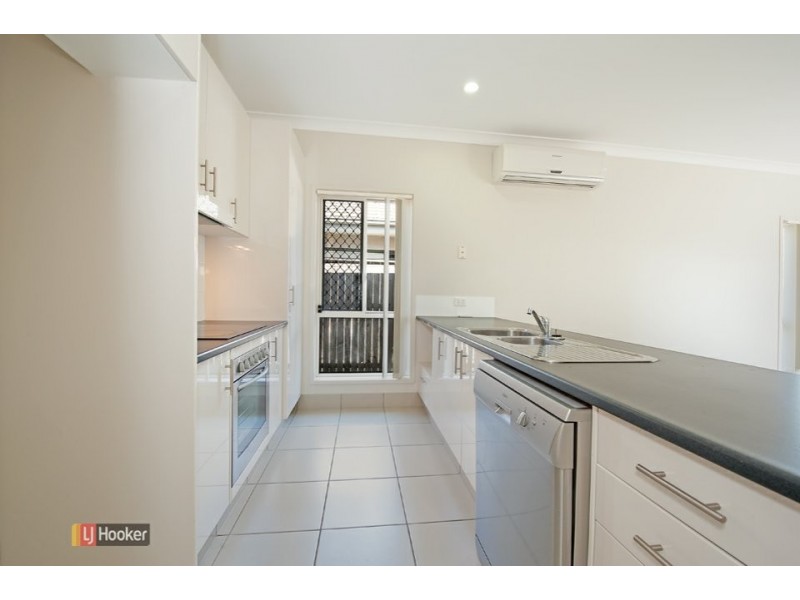 9 Crenshaw Street, North Lakes QLD 4509